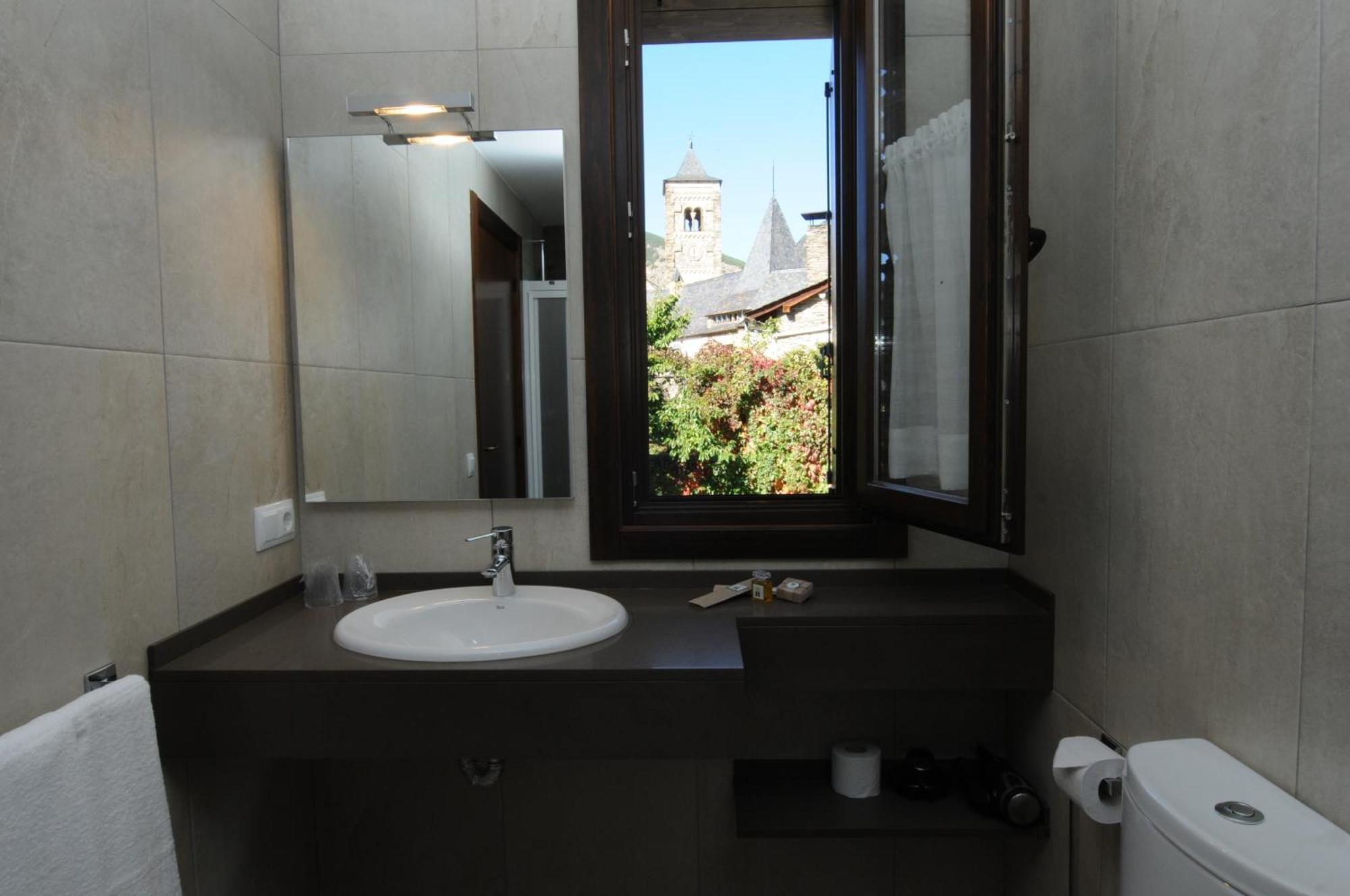 Casa Rural La Comella Tirvia Buitenkant foto